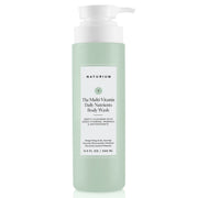 Naturium gel corporal frente que muestra envase y tamaño beneficios hidratantes