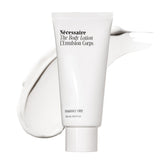 Nécessaire front bottle view showing clean design and easy identification benefit