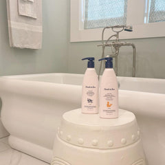 Noodle & Boo textura del gel suave demostrando baja espuma y hidratación