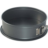 Nordic Ware molde frontal mostrando la forma y beneficios para desmoldar fácil