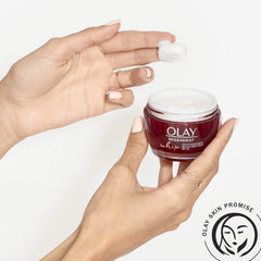 Olay etiqueta del producto resaltando Amino-Peptide Complex II y SPF 25