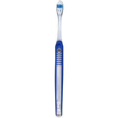 Oral-B cabezal compacto en mano, fácil acceso a muelas