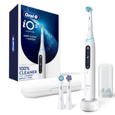 Oral-B iO5 front handle showing sleek design and ergonomic grip for comfortable cleaning