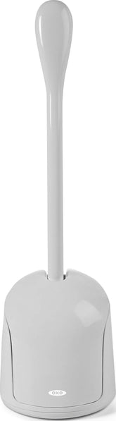 OXO cepillo de inodoro frontal mostrando diseño compacto y accesible