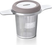 OXO cesta frontal de acero inoxidable mostrando capacidad y diseño
