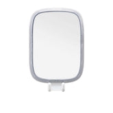 OXO espejo antivaho frontal mostrando el tamaño y la forma, práctico para afeitado