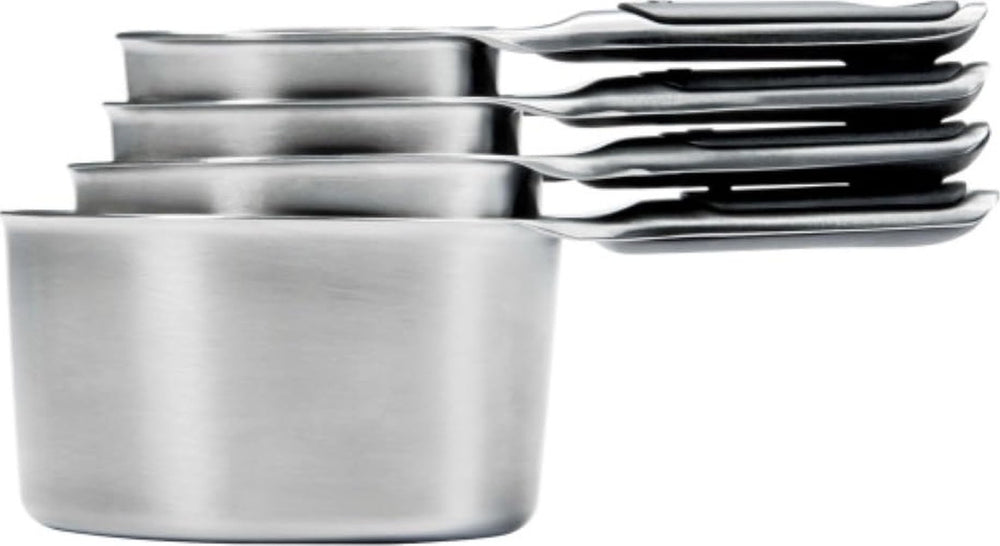 OXO vista frontal del set de tazas medidoras, almacenamiento compacto