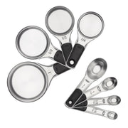 OXO vista frontal del juego en acero inoxidable con aspecto profesional