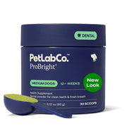 PetLab Co. frontal del envase mostrando dosis diarias y beneficios