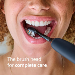 Philips Sonicare close-up of triangular bristles improving surface contact