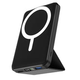 podoru front view showing MagSafe alignment and compact charger — fast secure charging