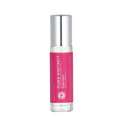 Pure Instinct roll-on frontal mostrando el envase práctico y compacto