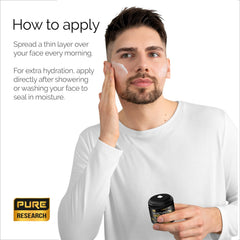 PURE RESEARCH hombre aplicando crema para hidratación y mejora visible
