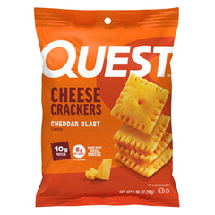 Quest empaque frontal de Cheese Crackers mostrando caja y bolsitas, práctico para llevar