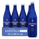 Saratoga botella frente empaque 12 pack, presentación elegante y práctica