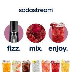 SodaStream Mtn Dew Code Red mezclando en botella para preparar bebida