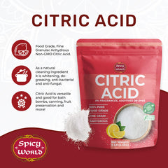 Spicy World limpiando grifo con solución, elimina sarro eficazmente