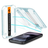 Spigen protector GlasTR frontal en su empaque mostrando dos unidades y bandeja EZ FIT
