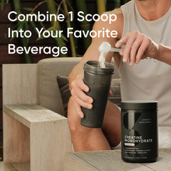 Sports Research creatina mezclada en batido sin sabor demostrando compatibilidad y disolución