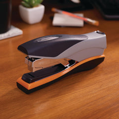 Swingline Optima 40 detalle del mecanismo metálico duradero y anti-atascos