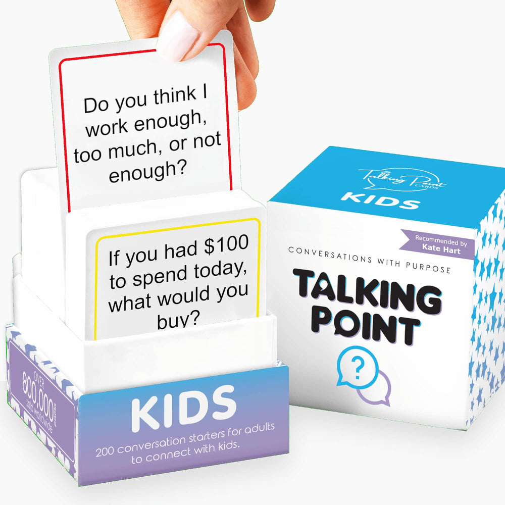 TALKING POINT CARDS frontal del mazo mostrando la caja resistente y diseño claro