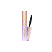 Tarte envase frontal negro mostrando la máscara travel size y beneficio duradero