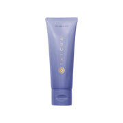 TATCHA envase frontal mostrando diseño y beneficio de limpieza suave