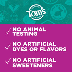 Tom's of Maine persona cepillando para limpieza diaria y frescura
