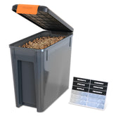 Traeger contenedor frontal mostrando diseño apilable y ahorro de espacio