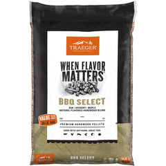 Traeger bolsa 30 lb al frente mostrando marca y tamaño para uso prolongado