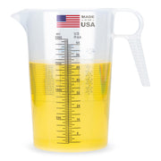Turnah jarra frontal 64oz mostrando diseño y capacidad para medir fácilmente