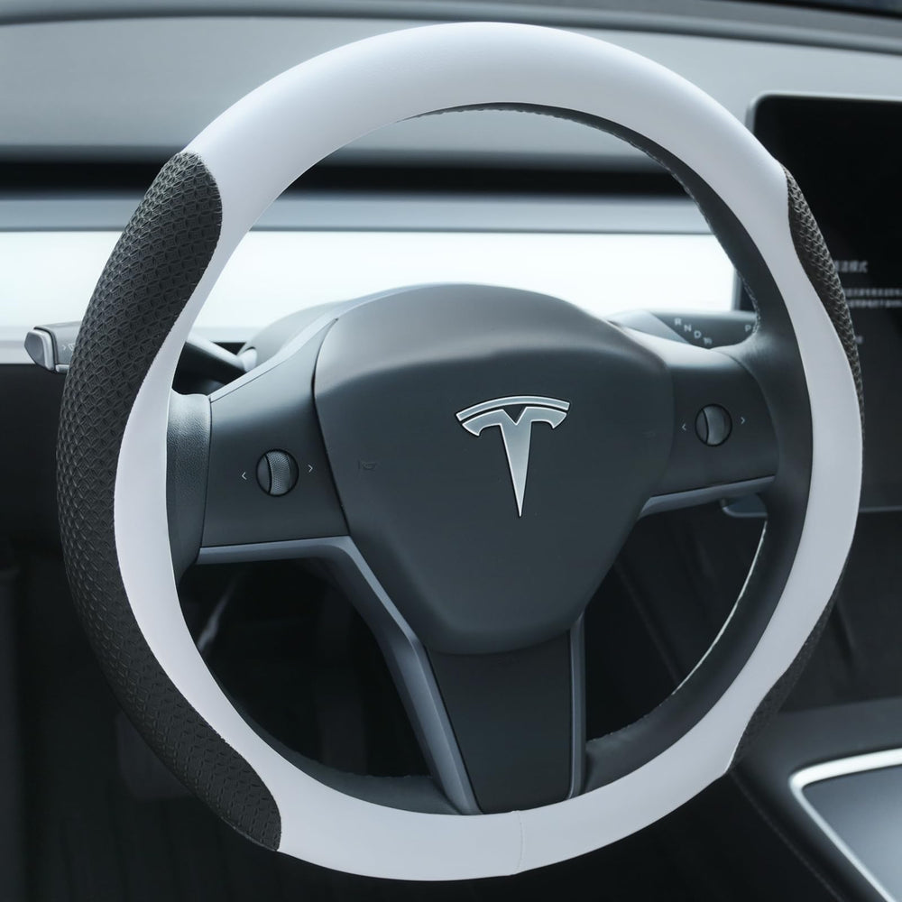 Uxcer vista frontal de la funda en volante Tesla, mejora estética