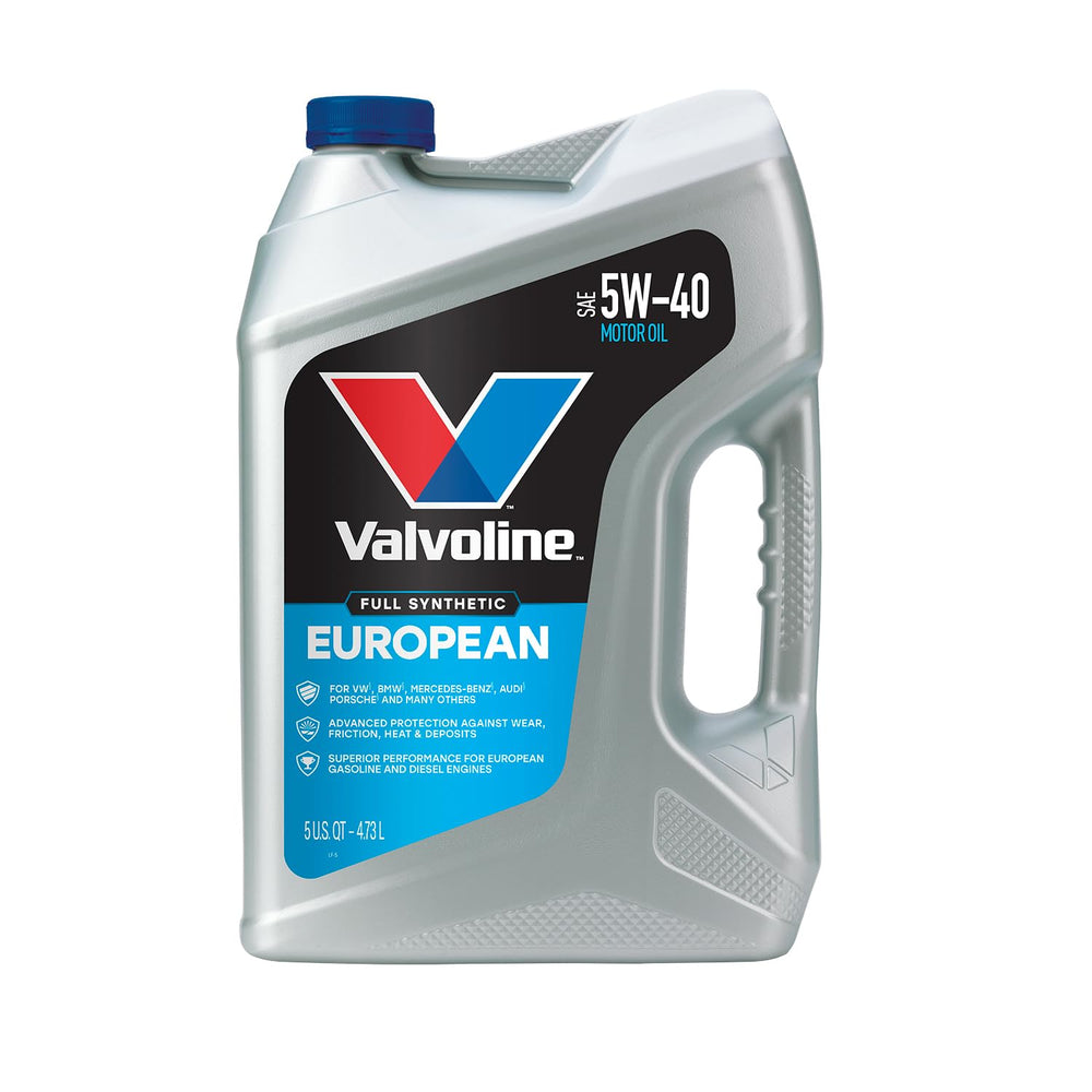 Valvoline front label showing brand and 5W-40 grade for clear identification and confidence