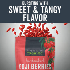 Viva Naturals bayas de goji infusionándose en taza, ideal para bebidas calientes