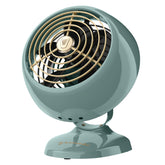 Vornado VFAN Mini frontal mostrando rejilla vintage y beneficio de diseño robusto
