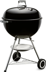Weber parrilla Original Kettle vista frontal con tapa cerrada, durabilidad y calor