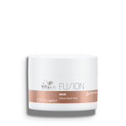Wella Professionals envase frontal mostrando la mascarilla y su beneficio reparador