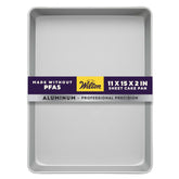 Wilton bandeja frontal 11x15 in, muestra capacidad para fiestas