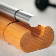 Woodstock Chimes primer plano de la varilla de aluminio con resonancia limpia
