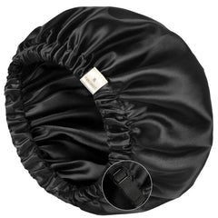 YANIBEST gorro de satén visto de frente mostrando cierre ajustable y acabado elegante