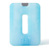 YETI lámina frontal con packaging mostrando diseño delgado y práctico