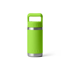 YETI Rambler Jr en mano infantil, facilidad de agarre y uso escolar