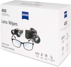 ZEISS toallita en mano muestra textura suave y limpieza segura