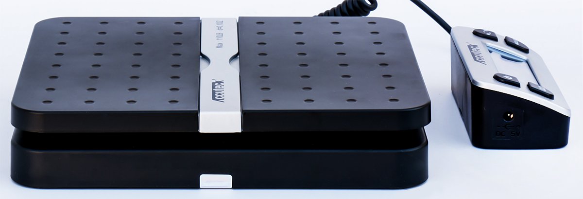 ACCUTECK comparación de tamaño con una caja para referencia de capacidad