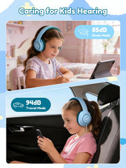 Acer OHW328 niño usando auriculares en aula reduciendo ruido ambiente