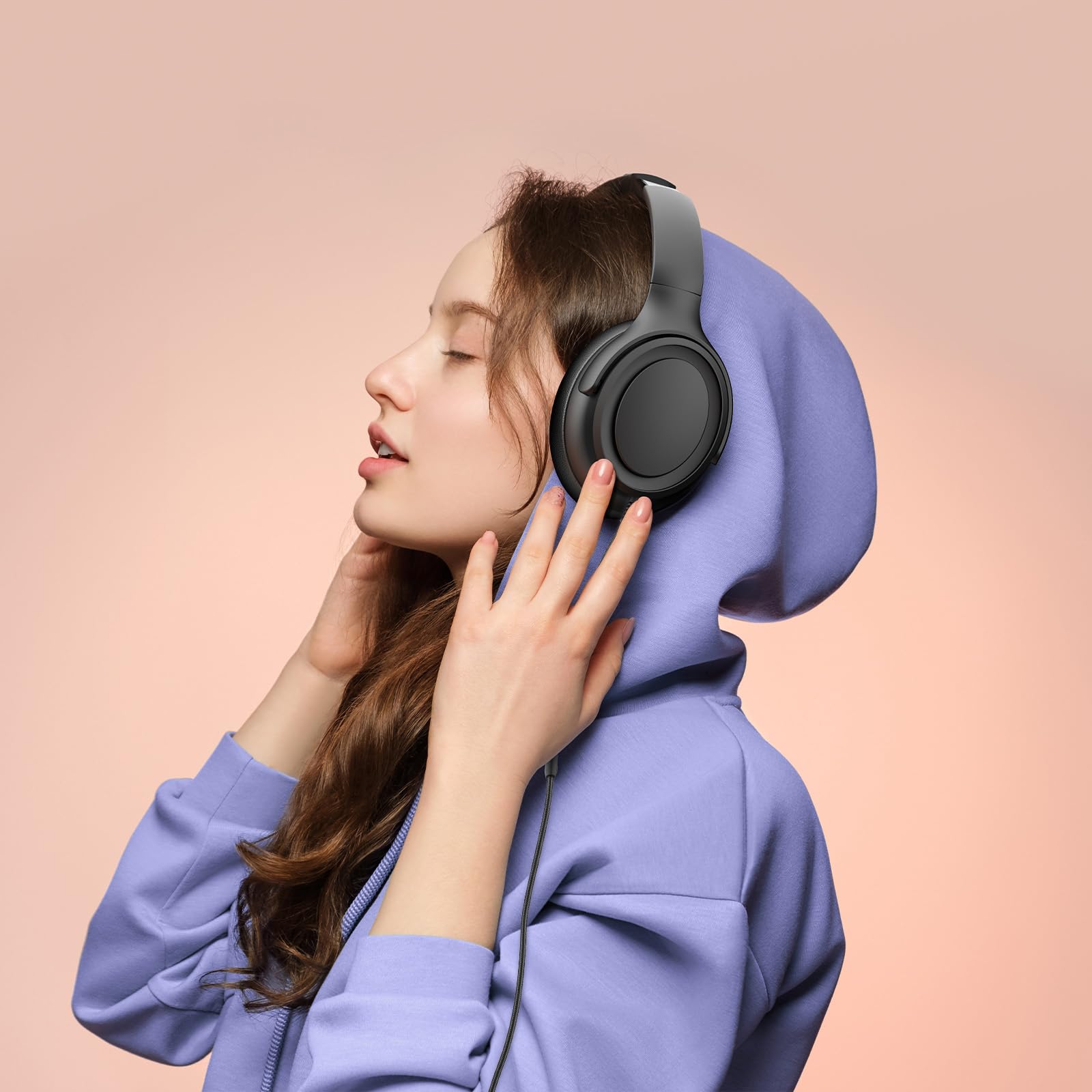 ADOOPE cable USB-C enchufado a tablet para reproducción instantánea