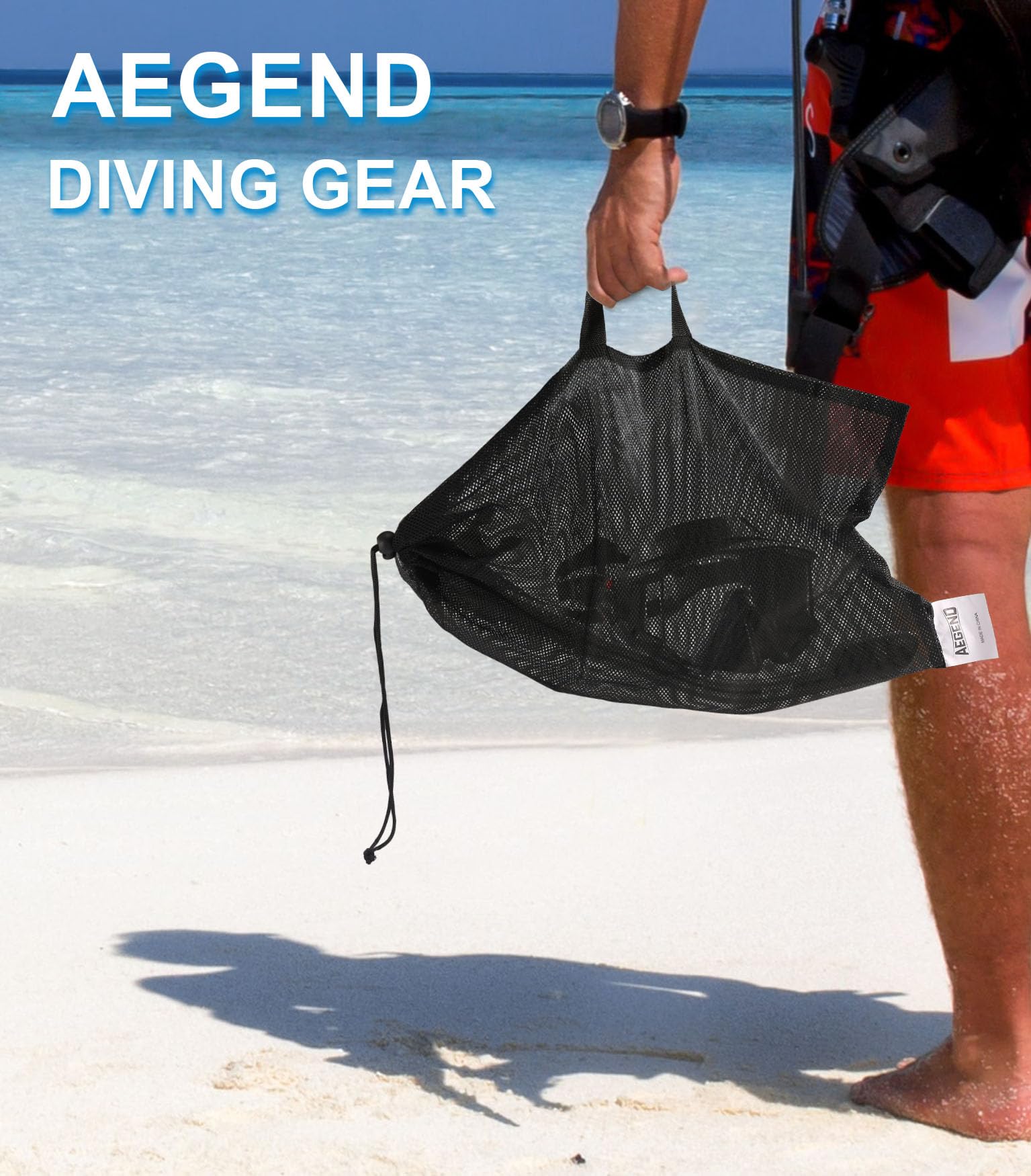 Aegend máscara en uso en la playa ofreciendo comodidad y visión