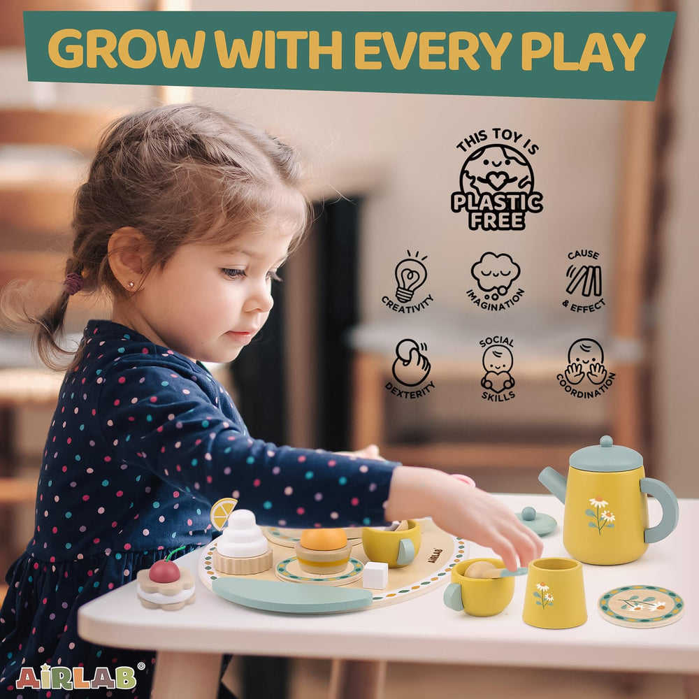 Airlab plates and food pieces displayed to show variety and pretend-play options