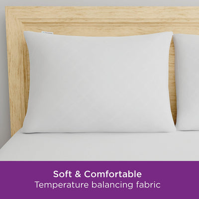 Aller-Ease funda completamente cerrada con cremallera protegiendo la almohada por completo