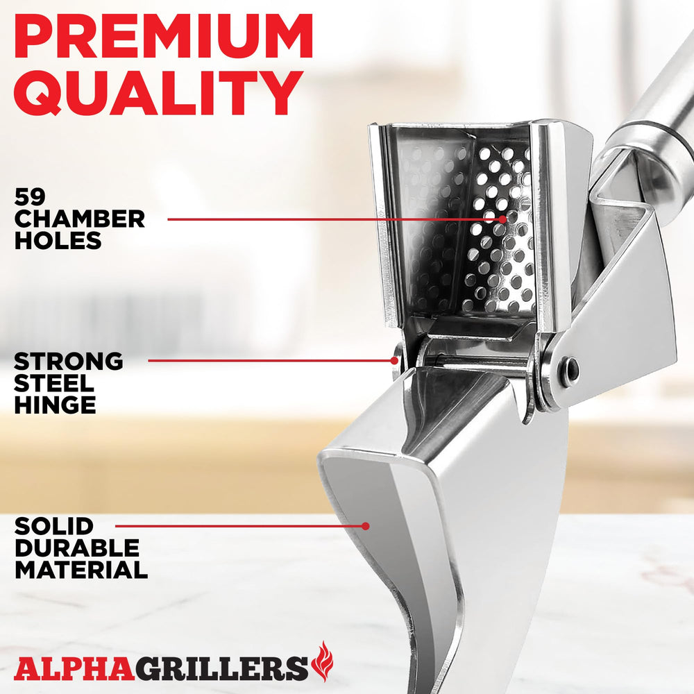 Alpha Grillers set sobre encimera mostrando prensa, pelador y resultados listos